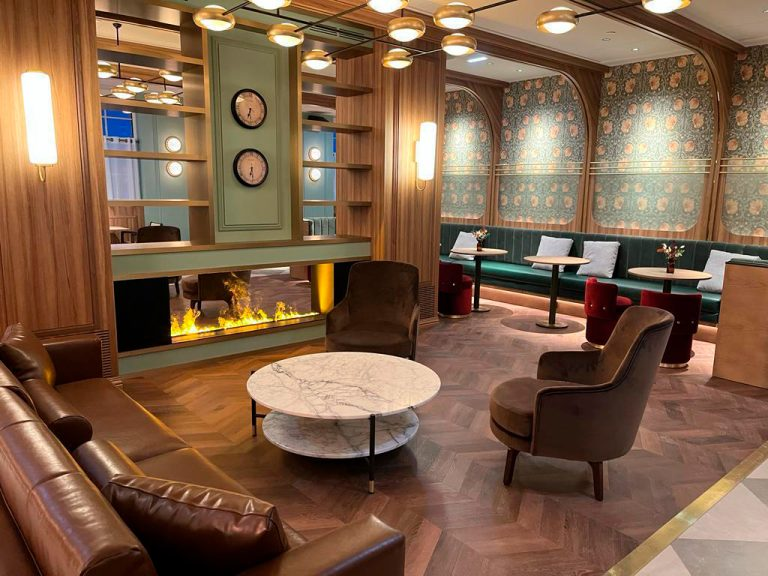 Estación de Canfranc image